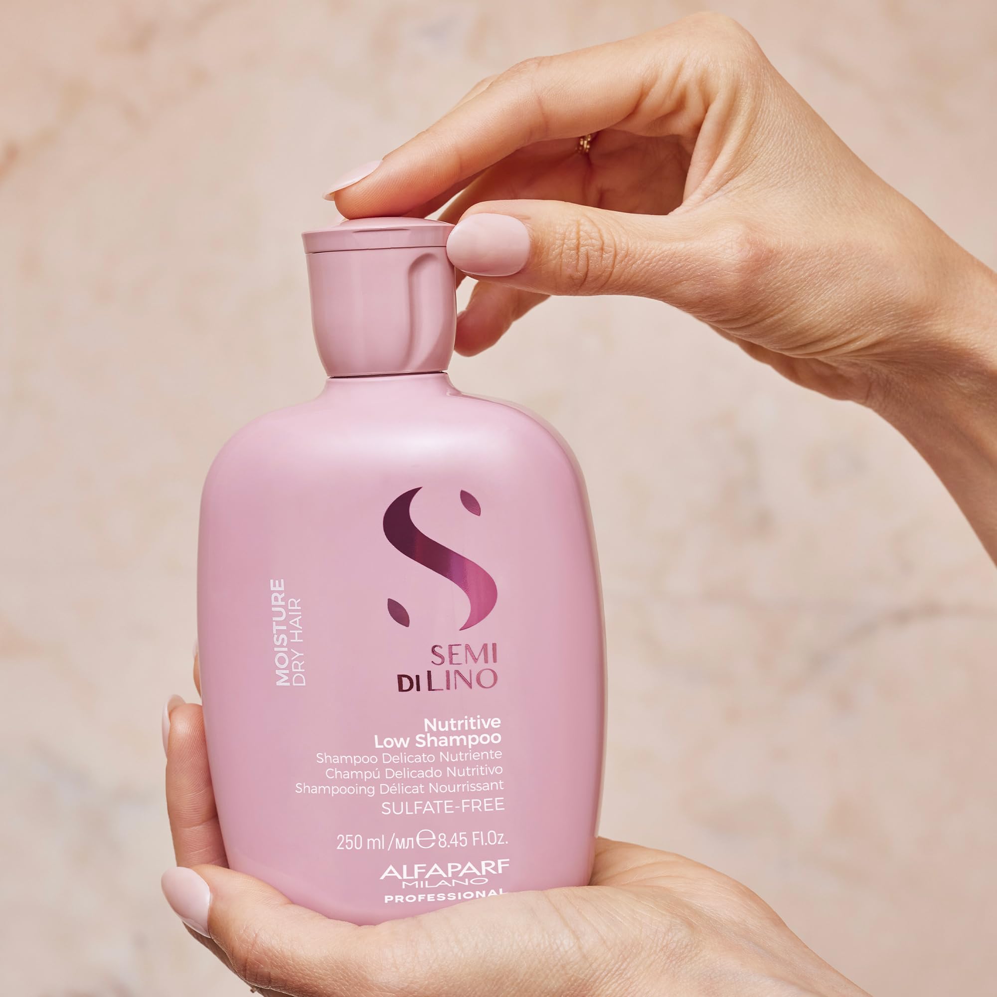 Buy original online in pakistan Alfaparf Milano Professional Semi Di Lino Moisture Nutritive Low Shampoo  Buy original online in pakistan Alfaparf Milano Professional Semi Di Lino Moisture Nutritive Low Shampoo