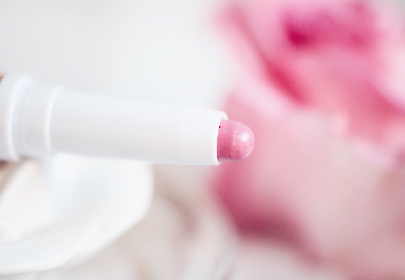 Buy Original Lancome Parisian Lip Le Stylo 02 - Online at Best Price in Pakistan Buy Original Lancome Parisian Lip Le Stylo 02 - Online at Best Price in Pakistan