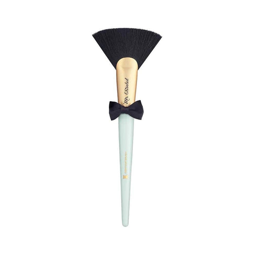 Buy Original Too Faced Mr. Chiseled Contour Brush - Online at Best Price in Pakistan