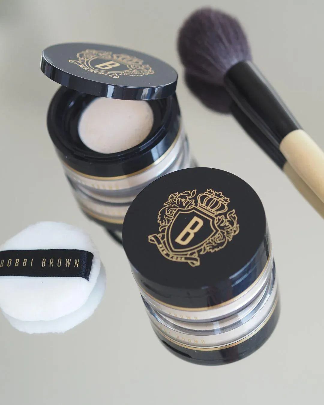 Buy Original Bobbi Brown Luxe Radiance Loose Powder N-ude Glow10g - Online at Best Price in Pakistan