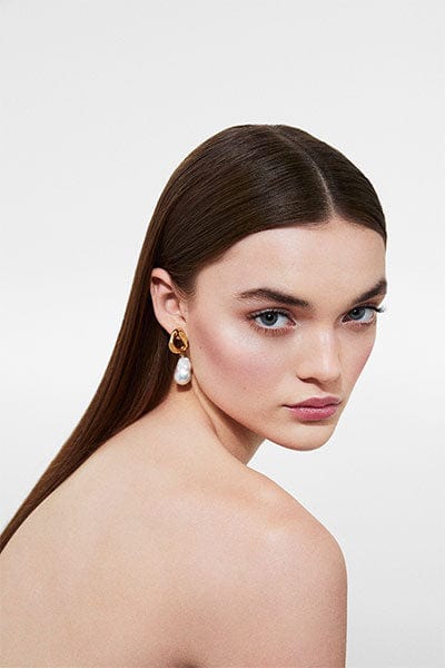 Buy Original Burberry Beauty Essentials Glow Palette 01 Fair To Light Medium - Online at Best Price in Pakistan