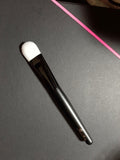 Buy Original Guerlain Travel Brush Duo – Powder & Fluid Foundation Brushes - Online at Best Price in Pakistan