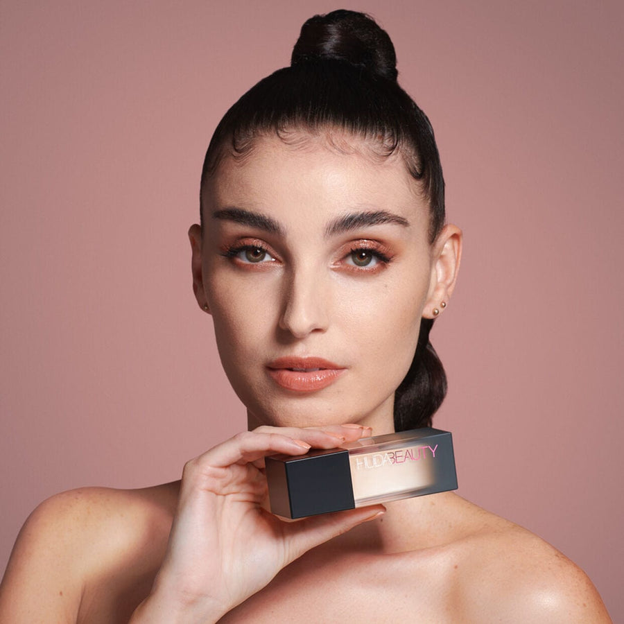 Buy Original Huda Beauty Faux Filter Foundation Shortbread 200B - Online at Best Price in Pakistan
