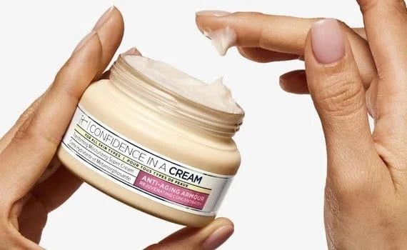 Buy Original IT COSMETICS Confidence in a Cream Anti-Aging Hydrating Moisturizer 50ml - Online at Best Price in Pakistan