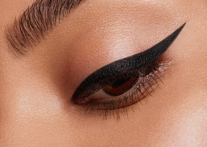Buy Original Kylie Cosmetics Kyliner Brush Tip Liquid Eyeliner Pen - Online at Best Price in Pakistan