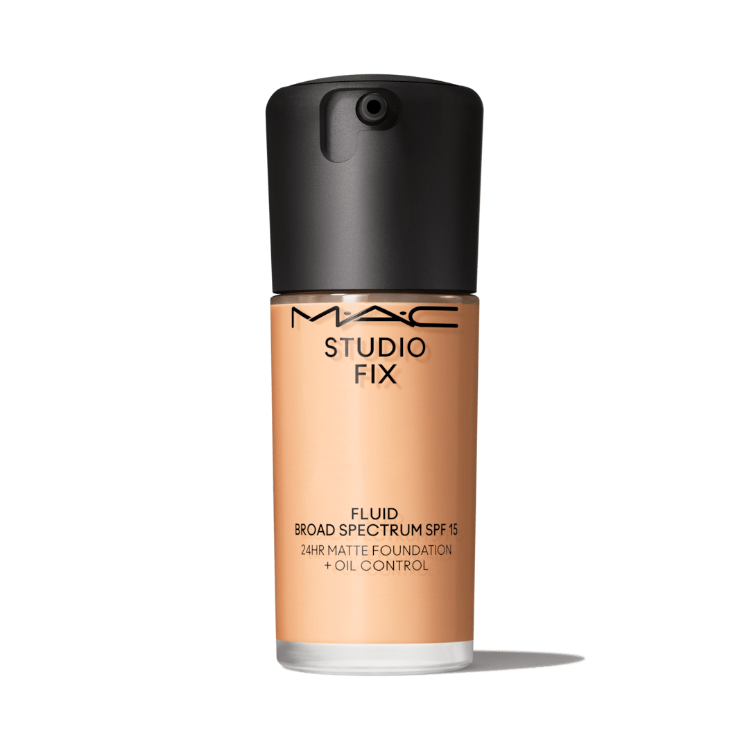 Buy Original Mac Studio Fix Fluid SPF 15 24HR Matte Foundation + Oil Control NC 18 - Online at Best Price in Pakistan