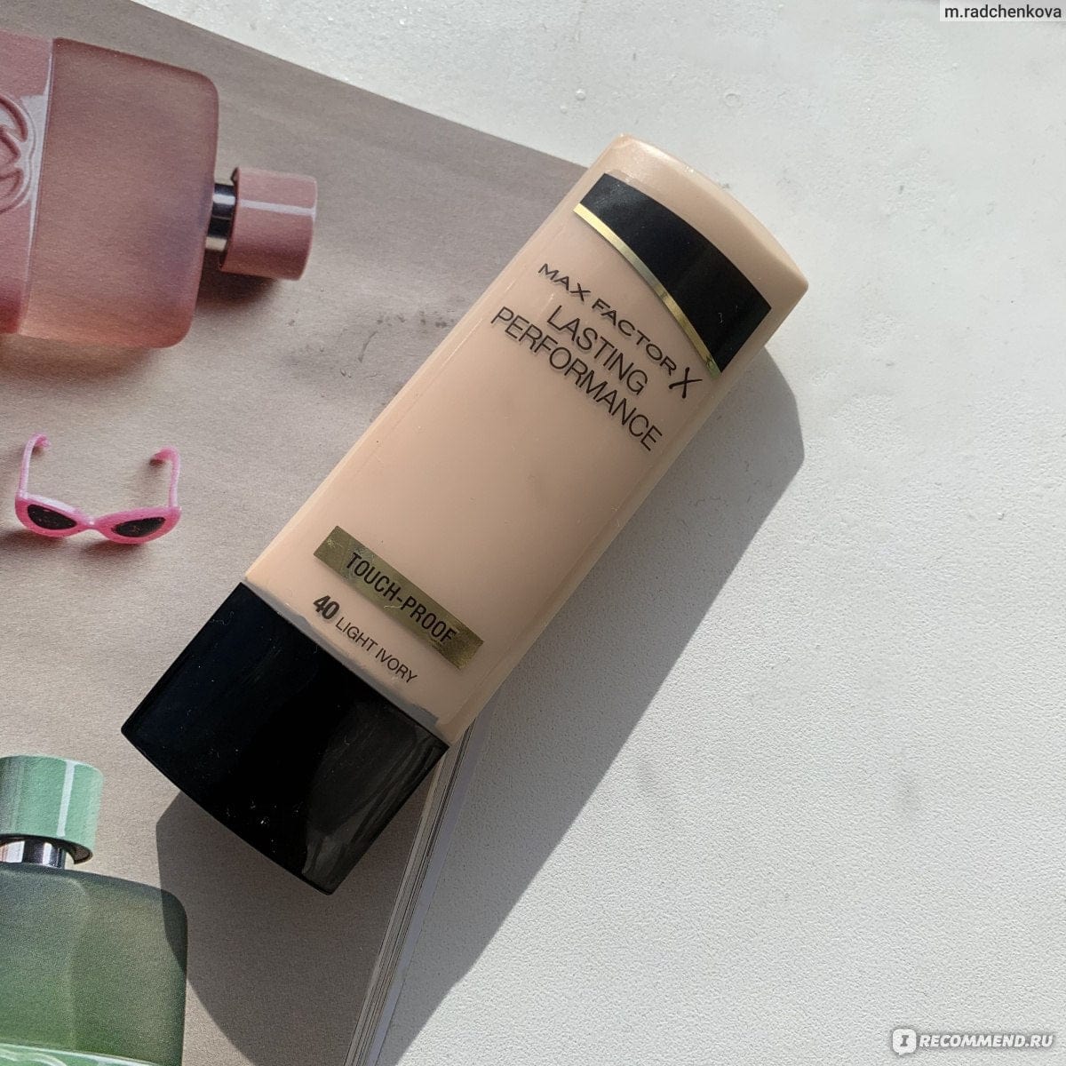 Buy Original Max Factor Maxfactor Lasting Performance Foundation 40 Light Ivory 35ml - Online at Best Price in Pakistan