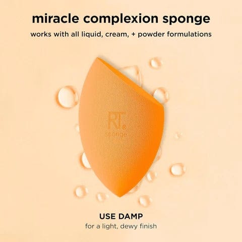 Buy Original Real Techniques Everyday Essentials Makeup Brush Set with Bonus Miracle Complexion Sponge - Online at Best Price in Pakistan