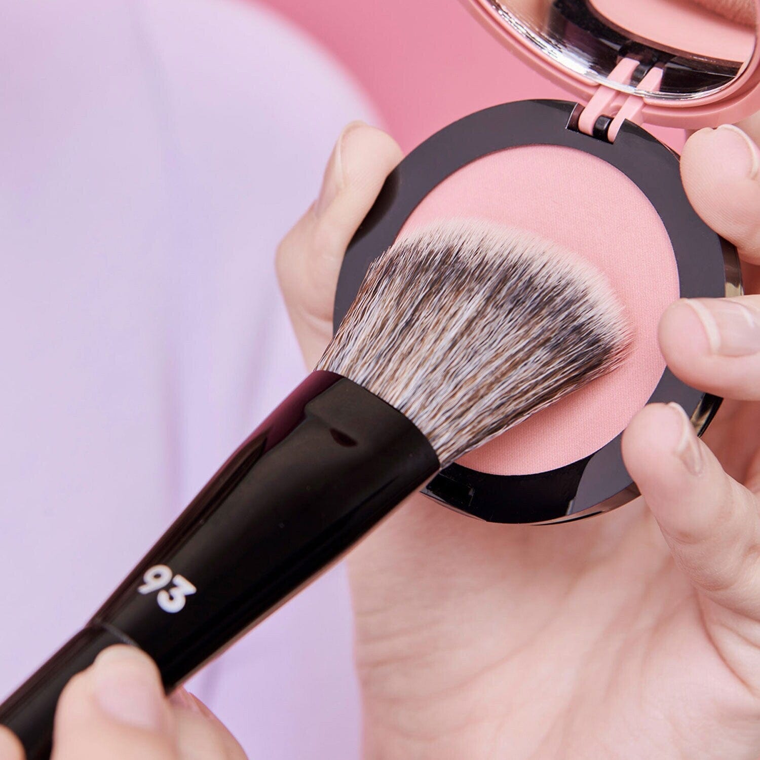 Buy Original SEPORA COLLECTION Pro Blush Brush 93 - Online at Best Price in Pakistan