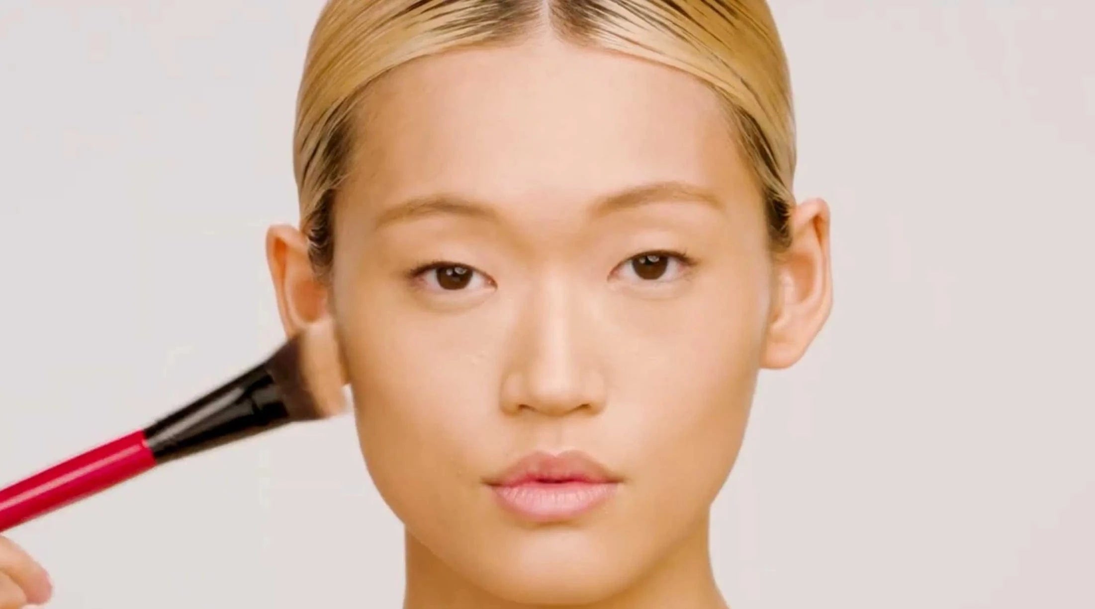 Buy Original Smashbox Camera Ready Contour Brush - Online at Best Price in Pakistan