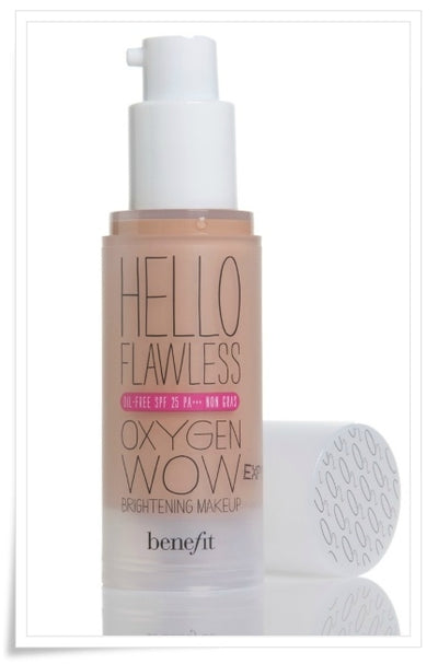 Hello Flawless! Oxygen Wow Liquid Foundation deluxe sample in ’Warm Me Up’ Toasted Beige