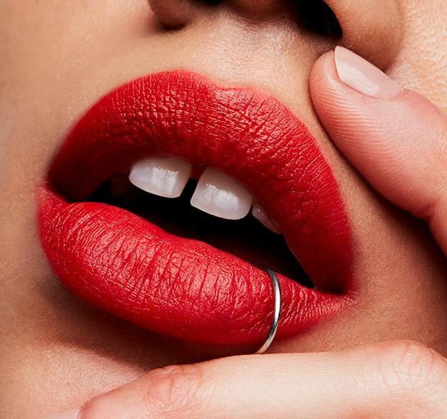 Buy MAC Matte Lipstick - Lady Danger (Vivid bright coral-red) | cosmeticsdiarypk 100% Original Beauty Products